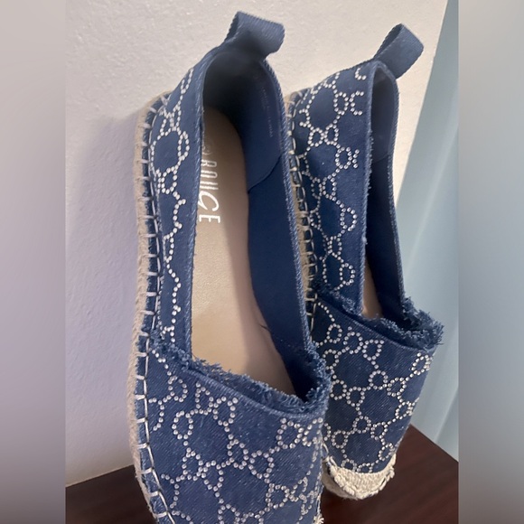 NWT  Denim Monogram Espadrille Flats. Cute, comfy, stylish. 💙🤍💙🤍 - Picture 2 of 6